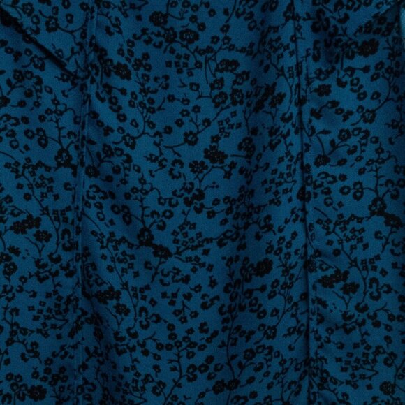 Liz Claiborne Women Blue Black Floral Print Blouse VNeck Flutter Short Sleeve XS - Picture 5 of 7